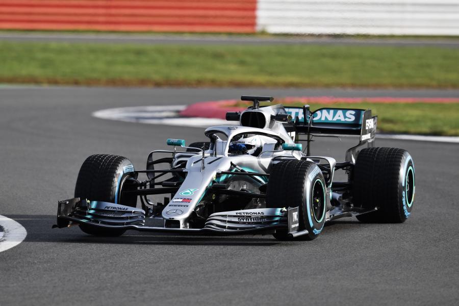  Mercedes-AMG F1 W10 EQ Power+ 2019 года  (фото 9 из 31)